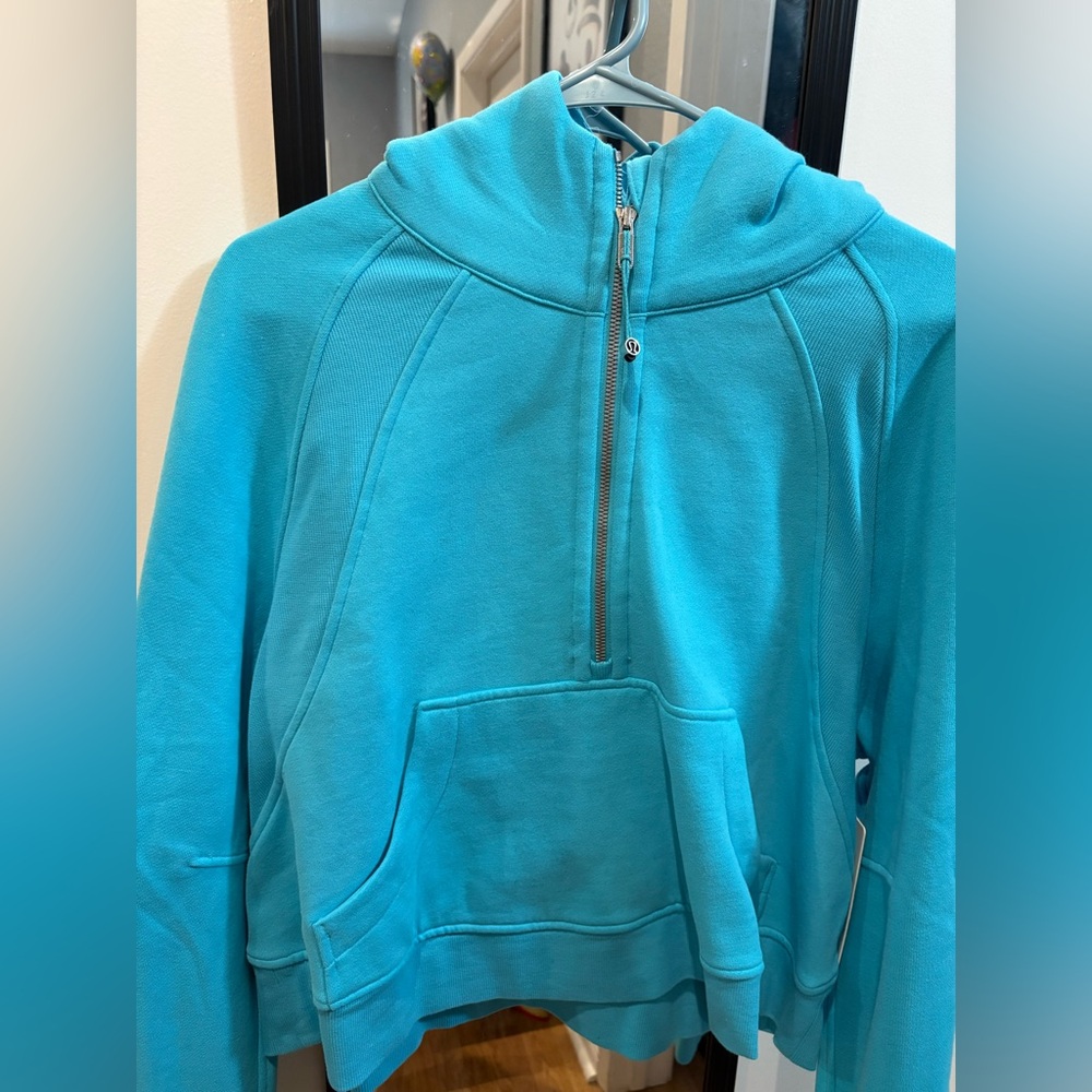 NWT Lululemon half zip scuba